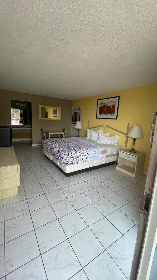 Travelodge By Wyndham Lumberton Exterior foto